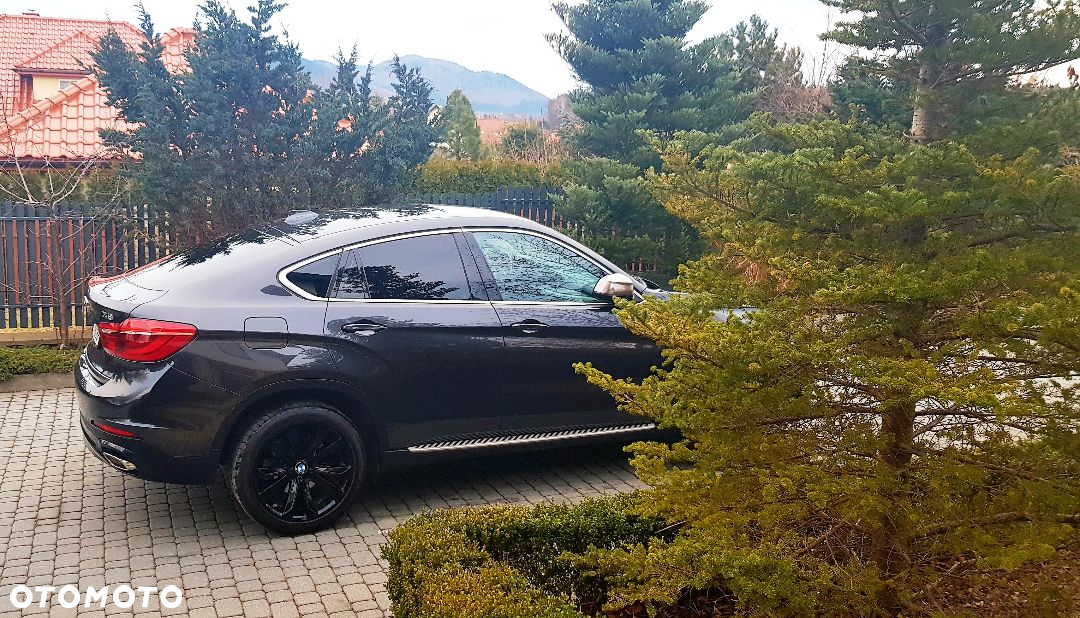 BMW X6 xDrive40d - 11