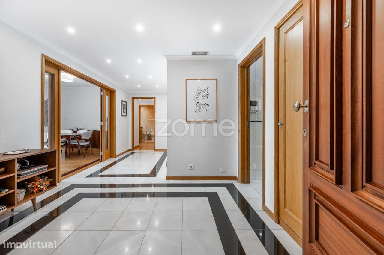 Apartamento T4, localizado na Rua Damião de Góis, Porto - Grande imagem: 3/33