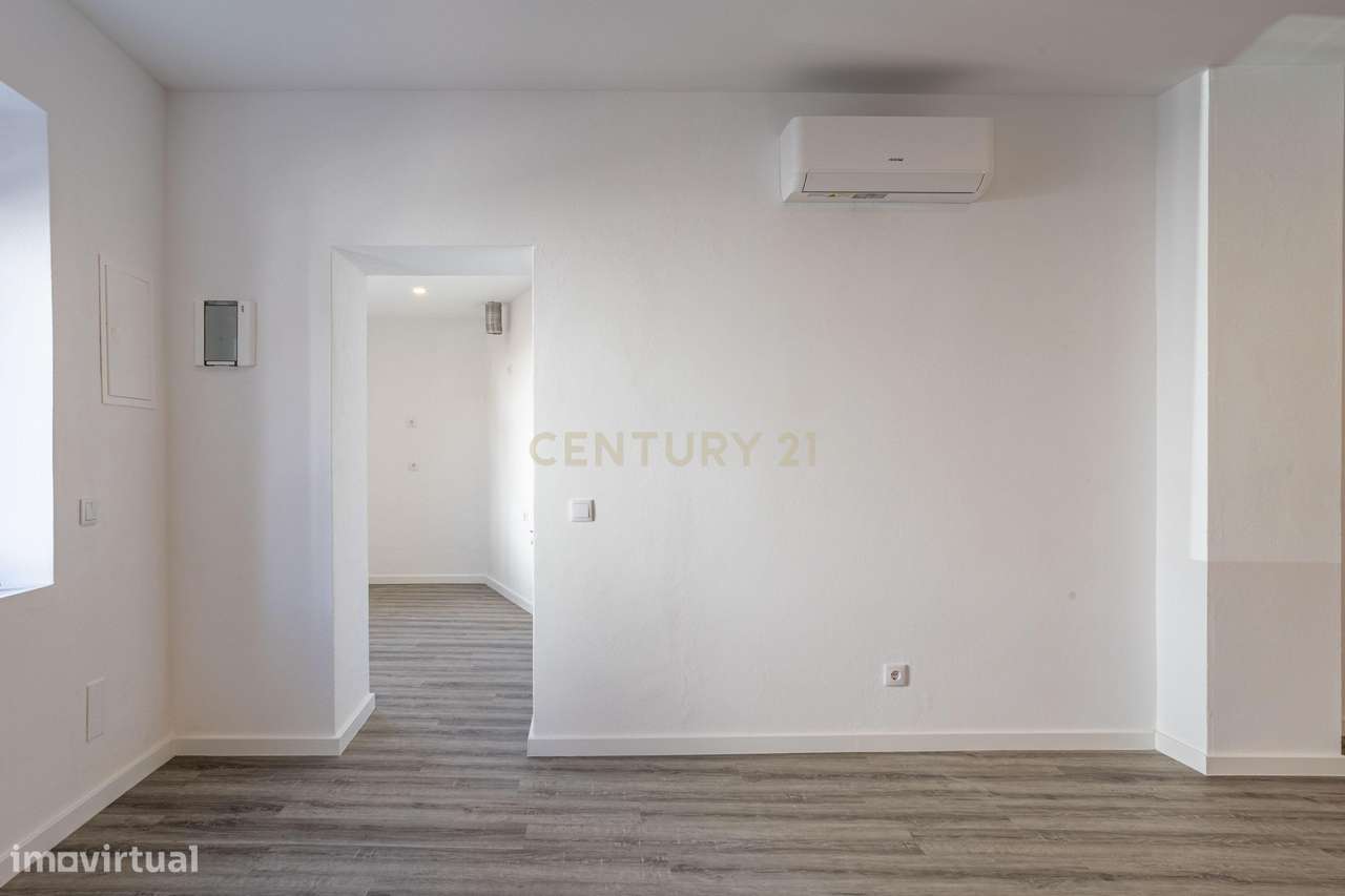 Loja/Espaço Comercial Renovado a venda em Alcabideche, Cascais-13
