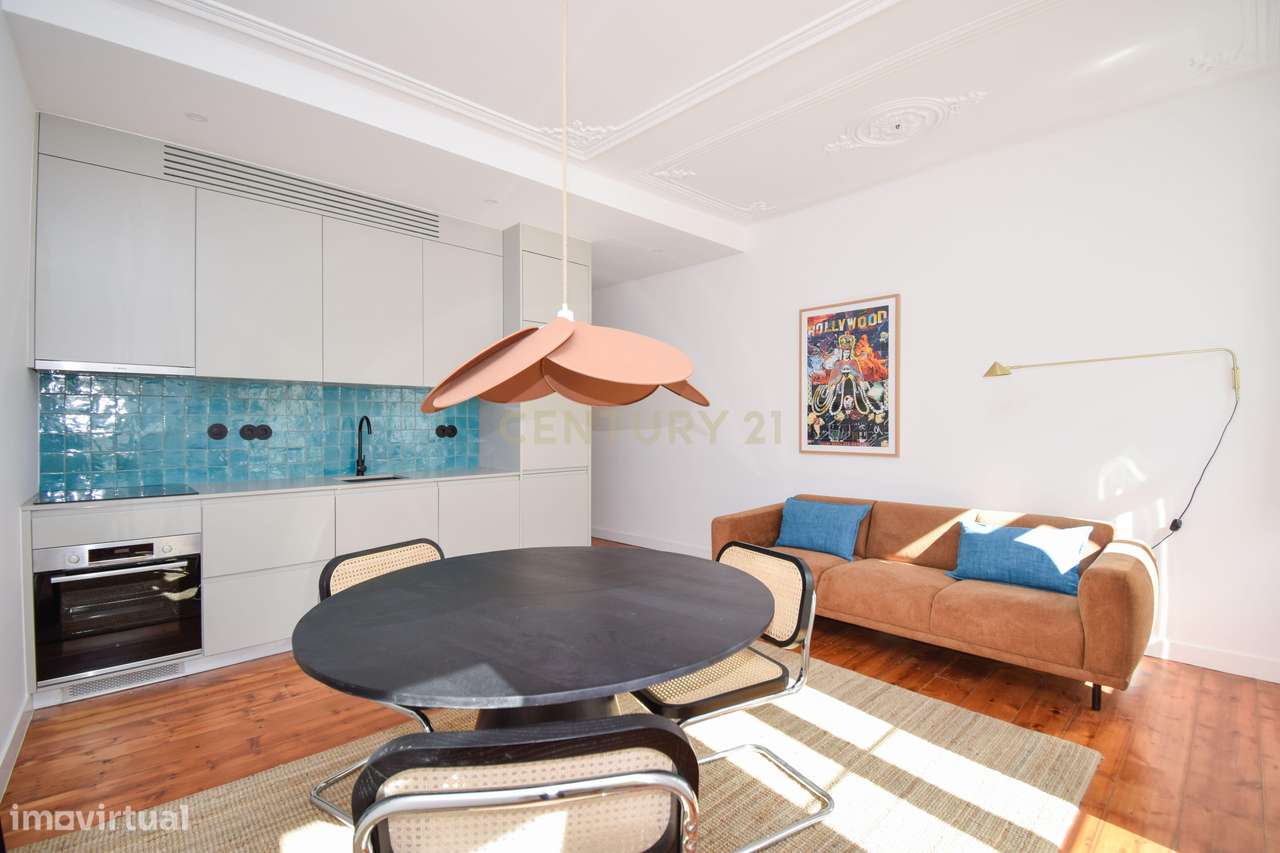 T1 em prédio totalmente reconstruído, com acabamentos de excelência - Grande imagem: 5/24