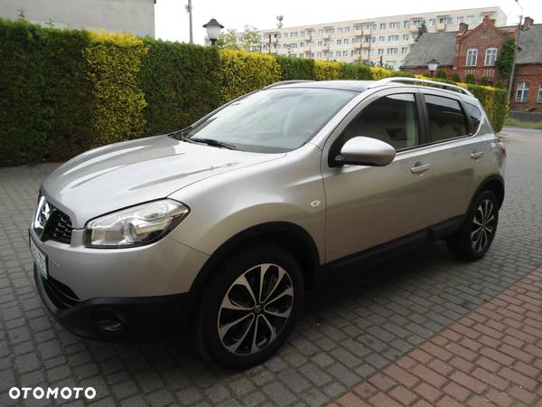 Nissan Qashqai 1.5 dCi TEKNA+ - 10