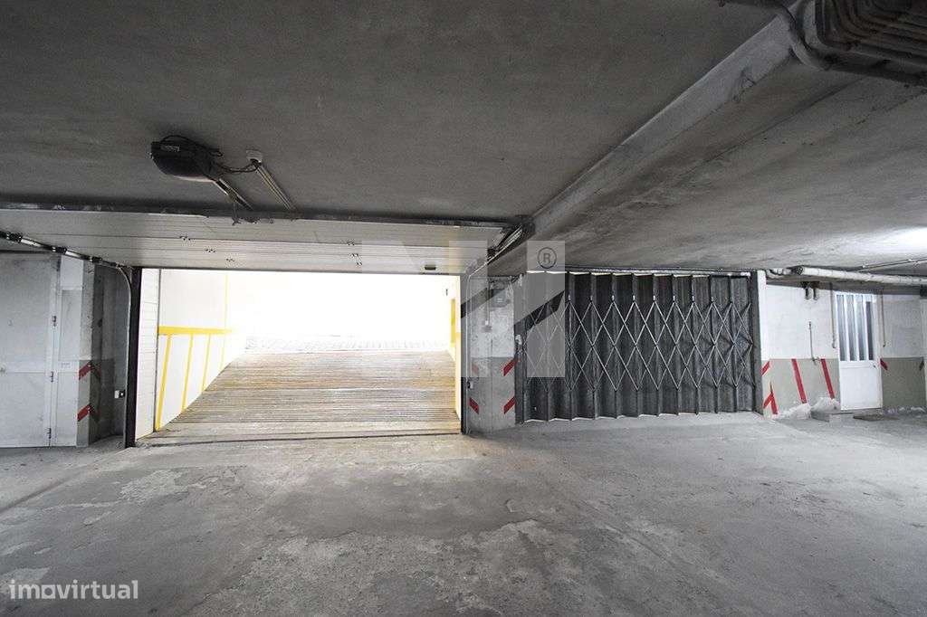 Apartamento T4 | Duplex | Centro | Santo Tirso-40