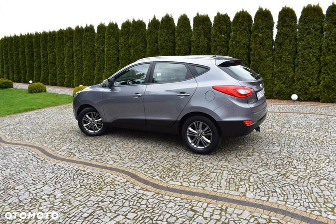 Hyundai ix35 1.6 2WD Fifa World Cup Edition - 16