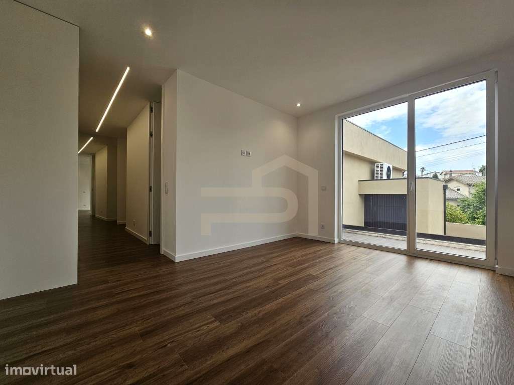 Moradia T2 em Mouquim, Vila Nova de Famalicão-16