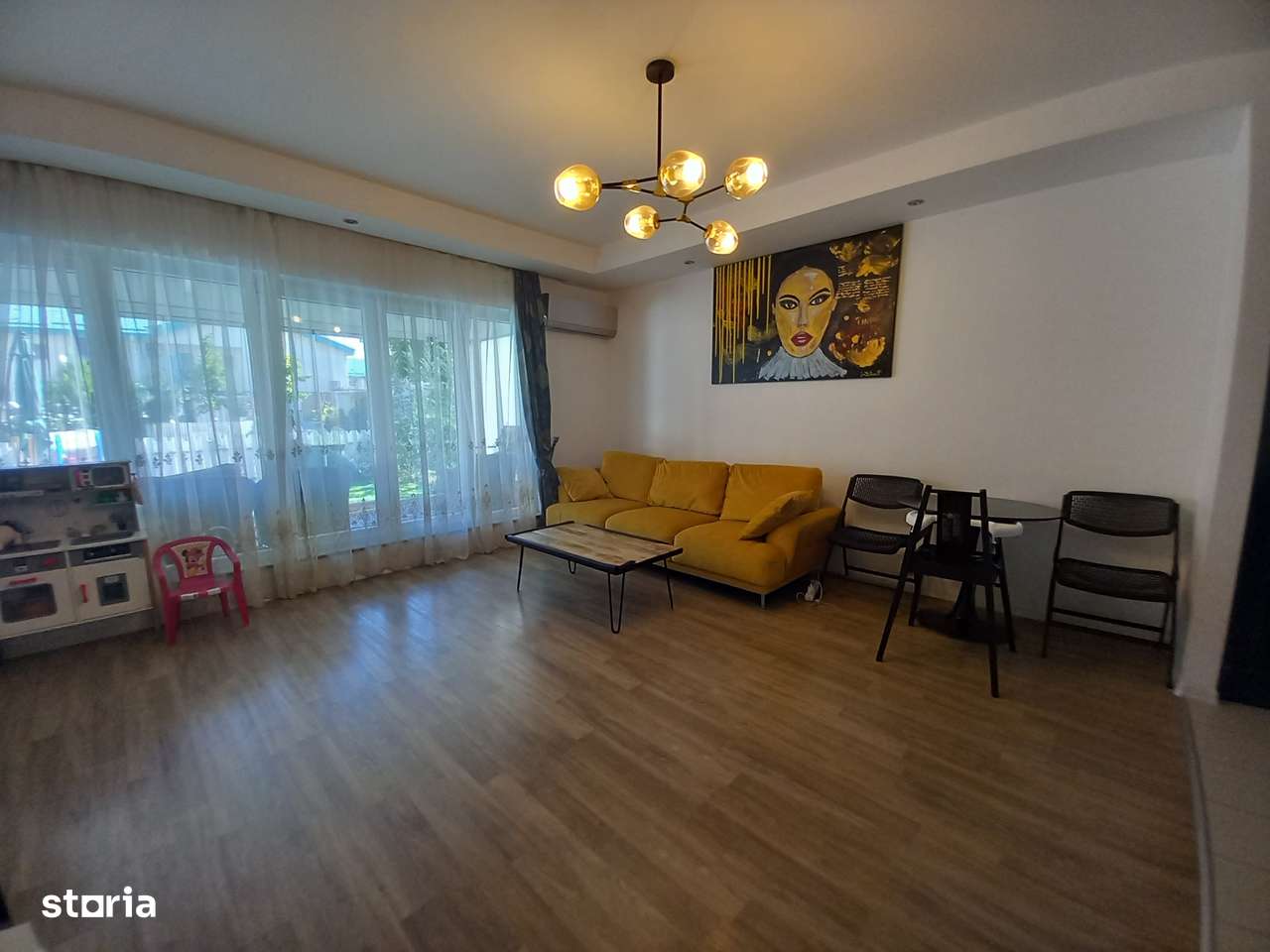 COSMOPOLIS - Vila Tip NC, cu mansarda si pergola-1