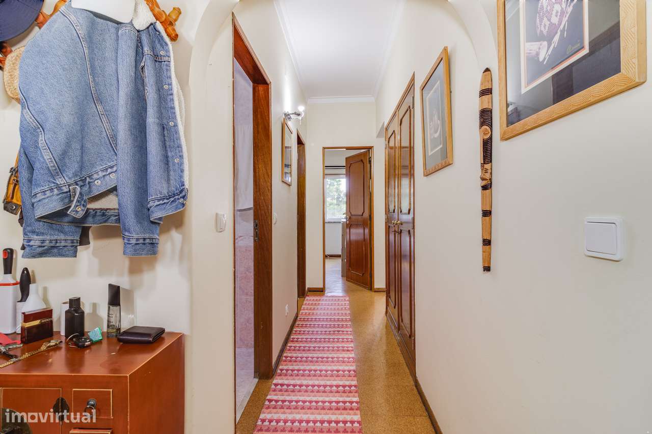 APARTAMENTO T3 | LUGAR DE PARQUEAMENTO | PÓVOA DE SANTO ADRIÃO-7