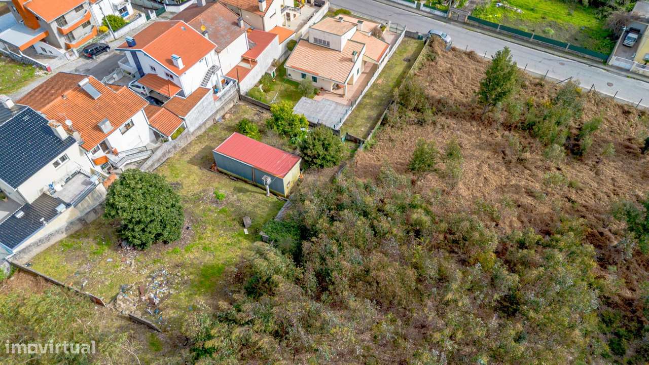 Terreno 1.865 m2 com moradia T1 | Potencial de construção |... - Grande imagem: 2/30