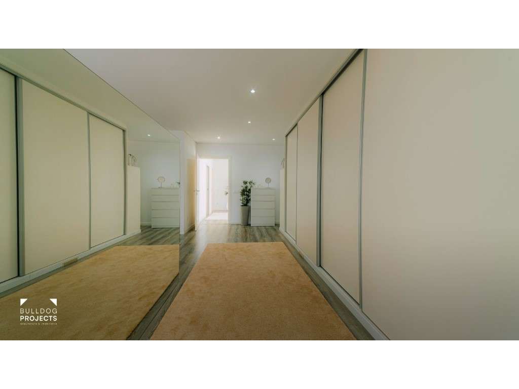 Moradia Isolada T4 Triplex Venda Coimbra-32