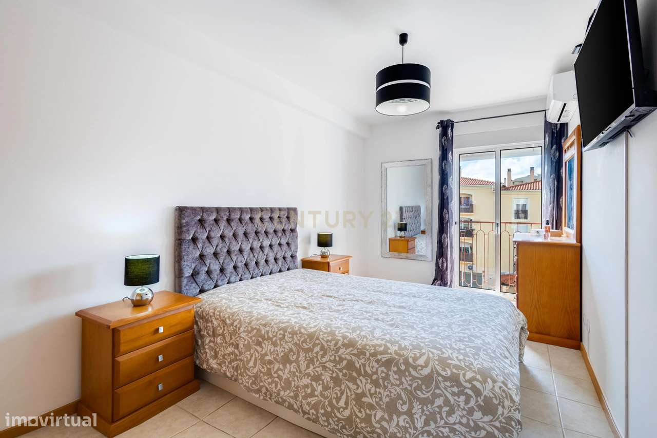 Apartamento T4 em Portimão-16