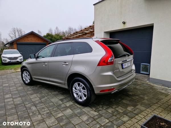 Volvo XC 60 D4 SCR Momentum - 27