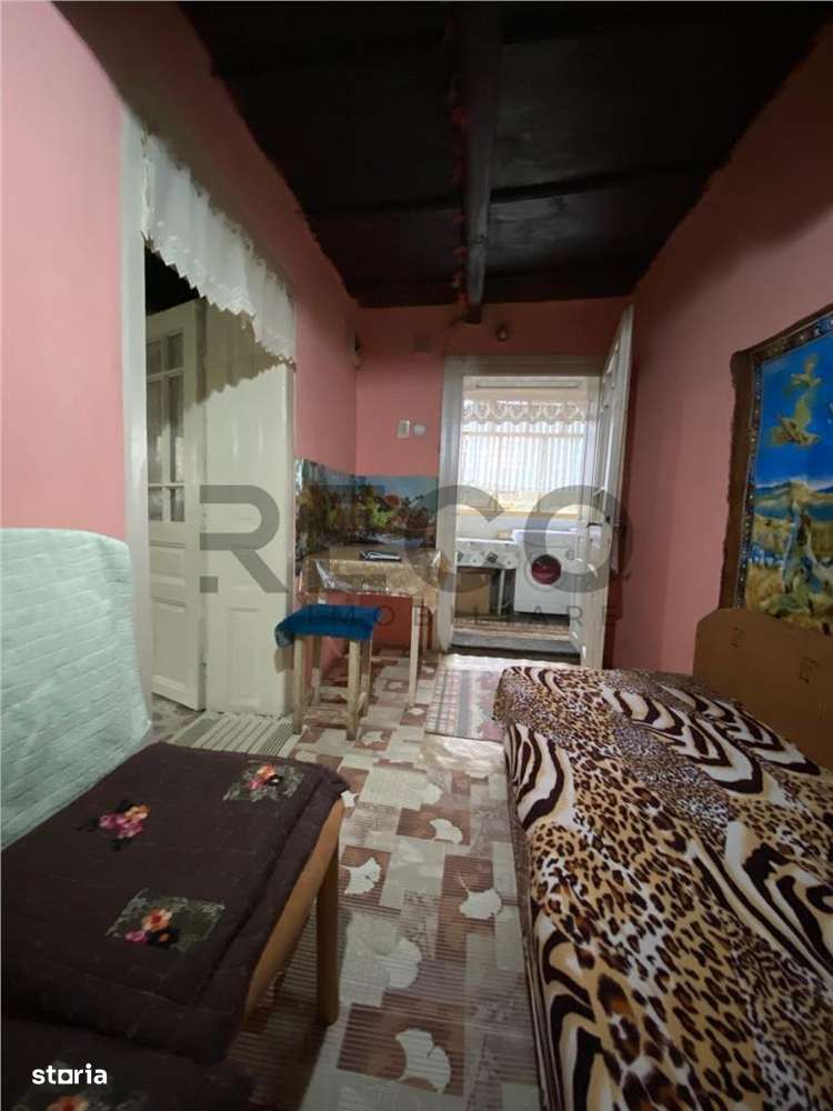 Casa renovabila cu teren mare in Vaida, comuna Rosiori - Imagine principală: 4/6