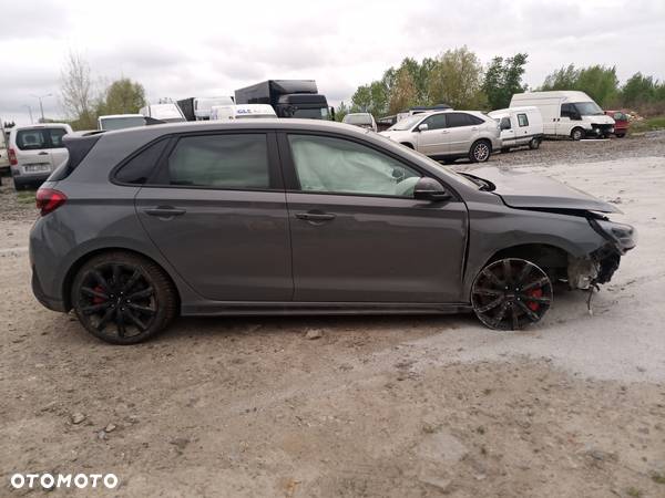 Hyundai i30 N Fastback 2.0 T-GDI Performance DCT - 2