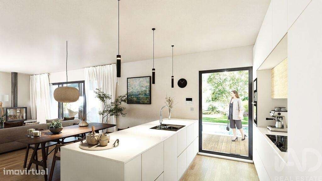 Casa / Villa T4 em Santa Maria, São Pedro e Sobral da Lagoa de 152,00 - Grande imagem: 4/12