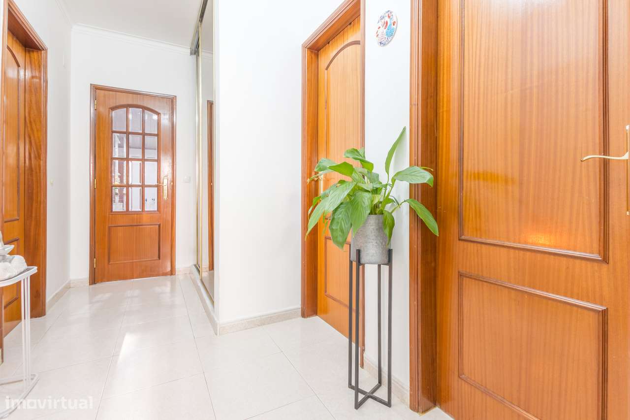 Apartamento T3 na Quinta Do Conde para venda-11