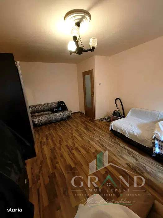 Ap 1 CAMERĂ | 42 MP | CALEA MĂNĂȘTUR | PARTER | APROAPE DE PLATINI