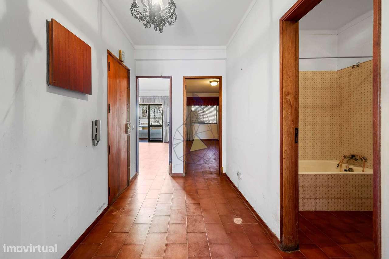 Apartamento T2, para venda na Zona Centro de Portimão - Grande imagem: 4/32