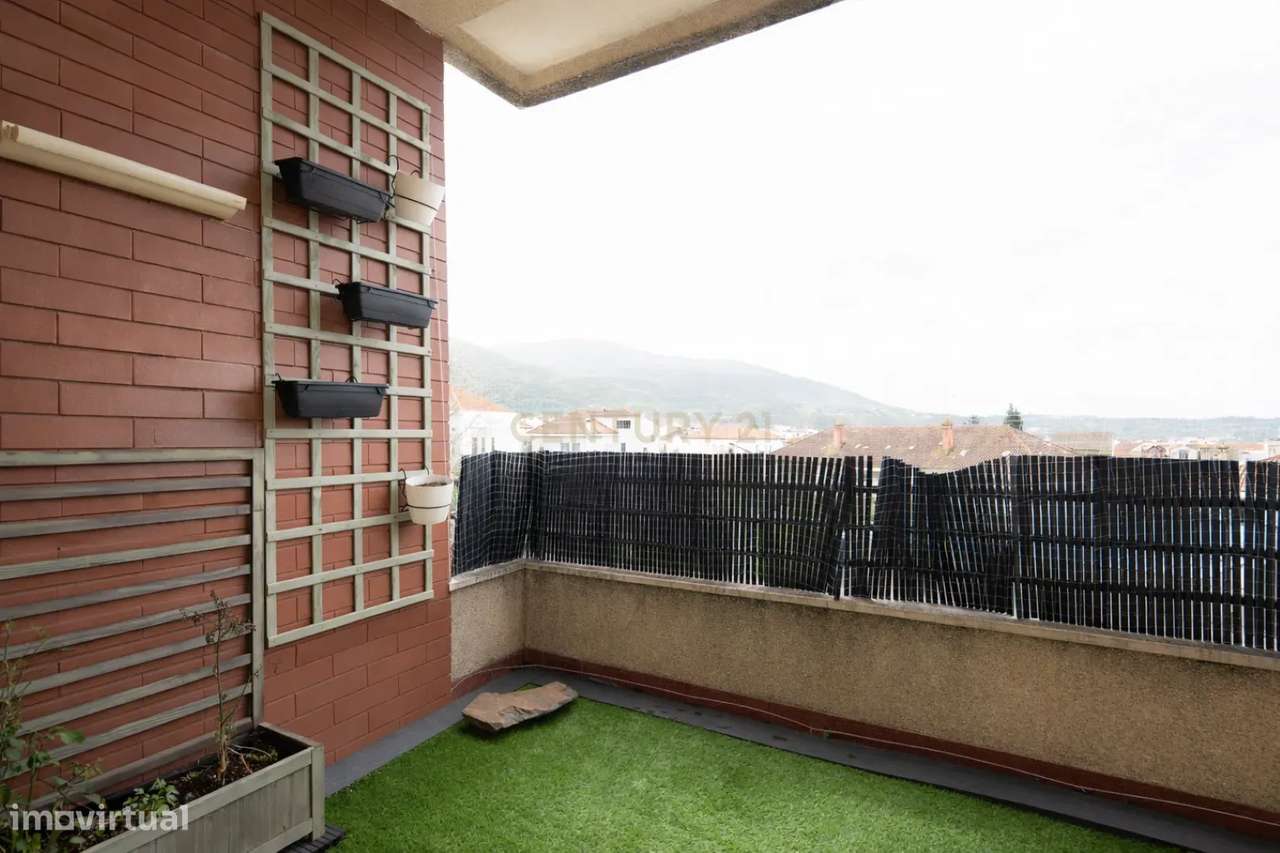 Apartamento T3 no centro da vila da Lousã-23