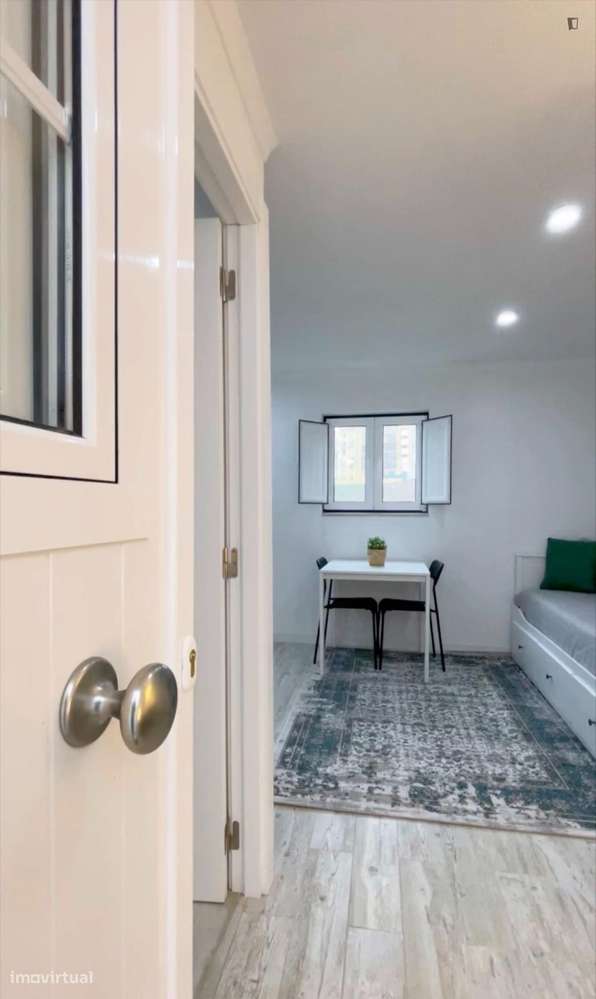 Estúdio - localizado em Ajuda Lisbon - Grande imagem: 2/7