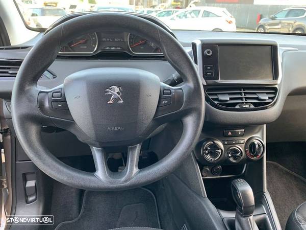 Peugeot 208 1.4 HDi Access - 12