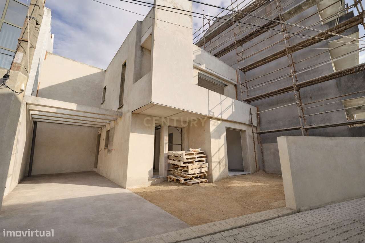 Moradia T4 em Construção com Piscina – Vale de Gatos, Seixal - Grande imagem: 4/32