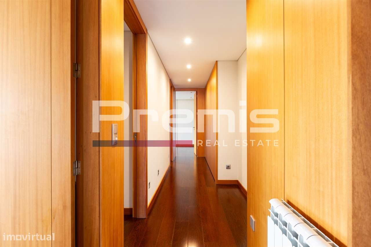 Apartamento T3 Venda em Oliveira do Douro,Vila Nova de Gaia-38
