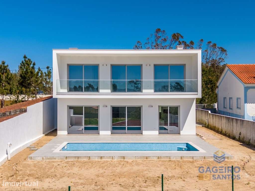 Moradia T4 com piscina, nova e pronta a habitar a 4 km da baía de S...-6