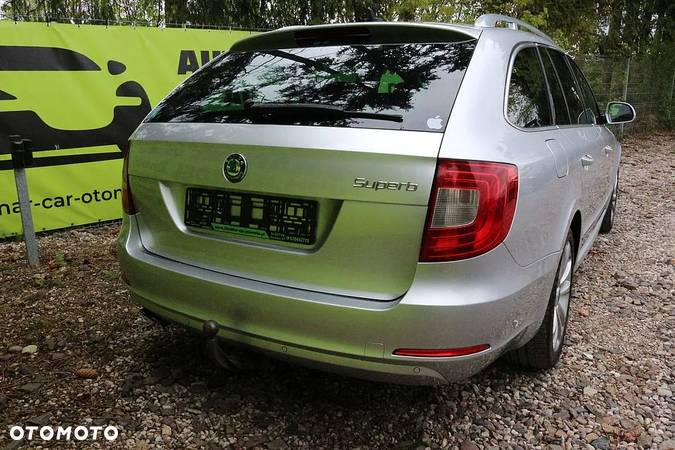 Skoda Superb 2.0 TDI Exclusive - 7