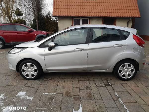 Ford Fiesta 1.4 TDCi Ambiente - 6