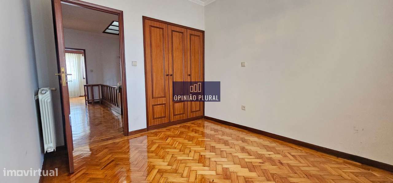 Moradia Tipologia T5 Independente com Conforto e Privacidade-22