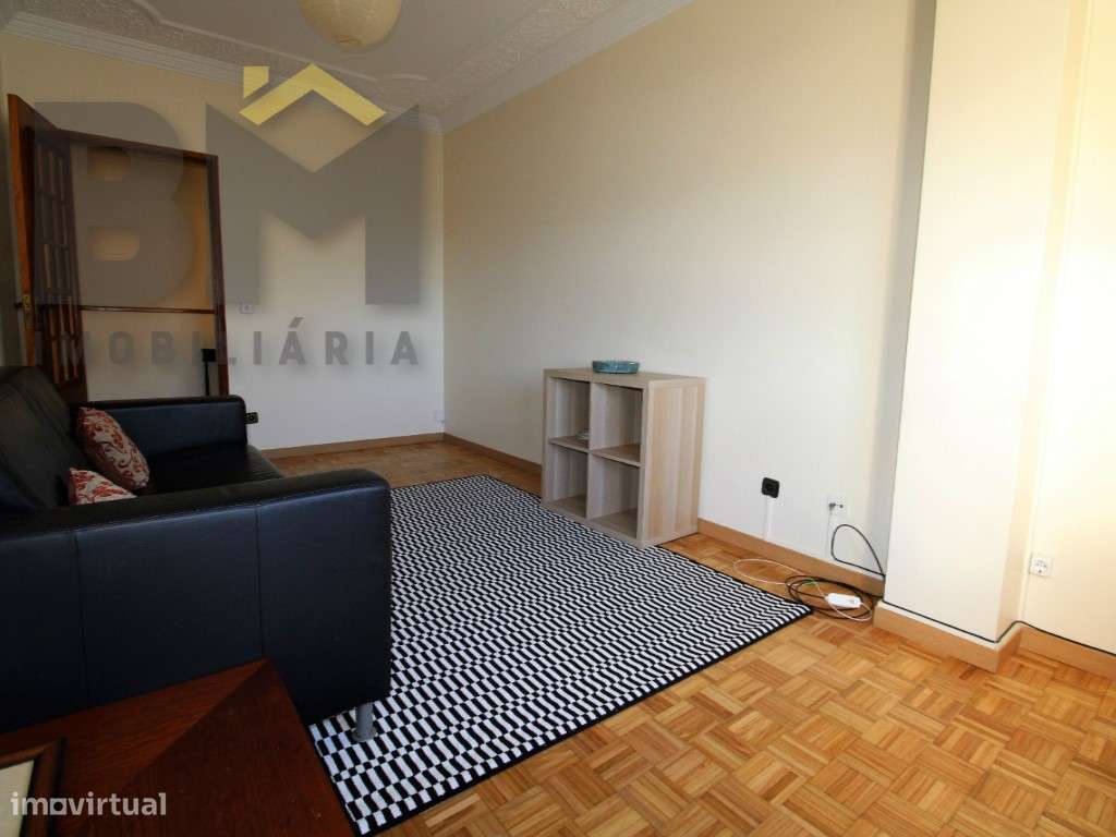 T1 para arrendamento junto ao Centro Saúde S. Miguel. - Grande imagem: 3/12