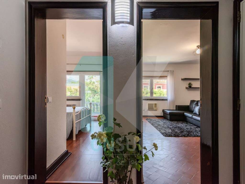 Apartamento T1 c/varanda junto à Praia de Santo Amaro de Oeiras-10