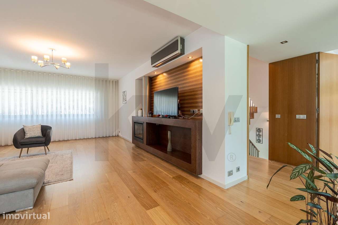 Moradia T3+1 de Excelência com Jardim Privativo em Santa Joana, Aveiro-24