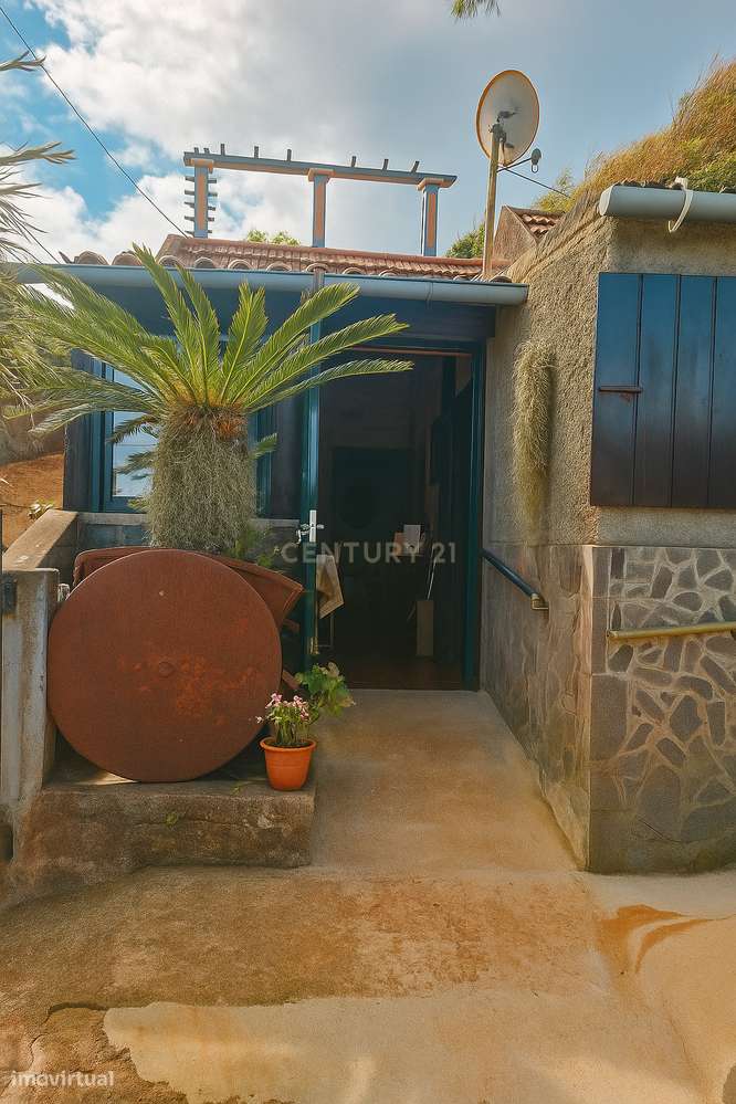 Casa Rústica com Vista Mar e Potencial Turístico em Porto Moniz - Grande imagem: 4/12