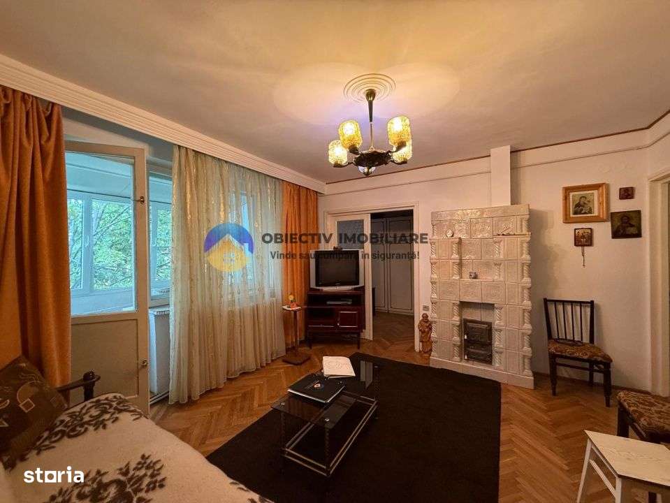 Apartament 3 camere de vanzare – Zona Centrala, Piatra Neamt - Imagine principală: 3/13
