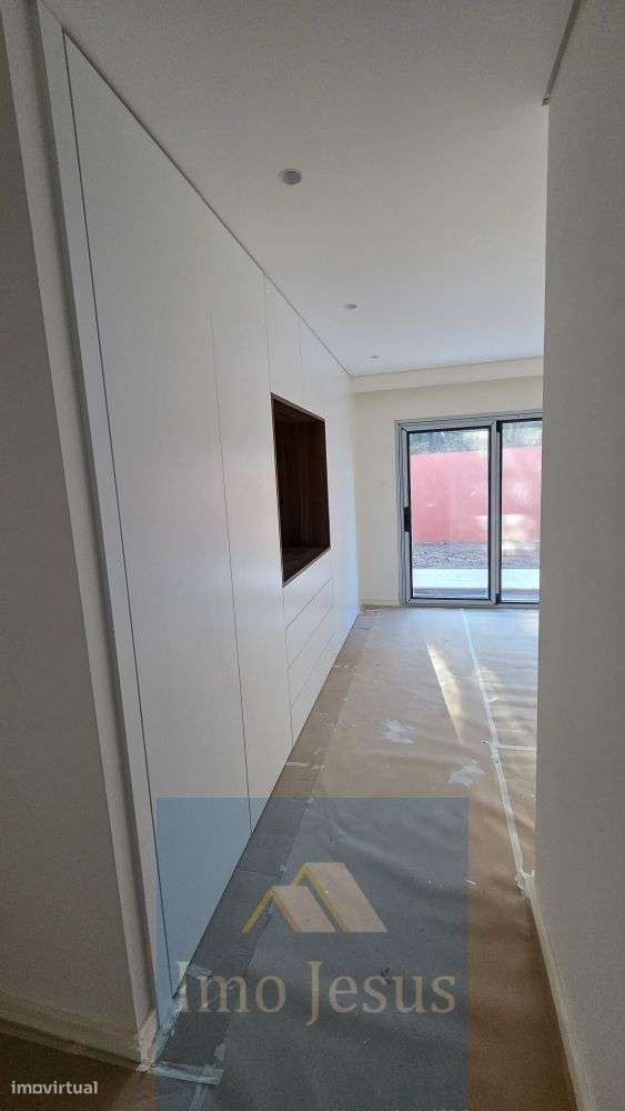 Moradia Terrêa 4 Frentes em Pedroso-16