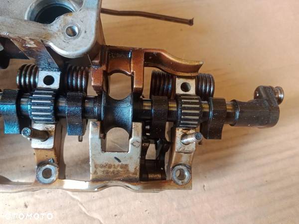 Wałek mimośrodowy valvetronic n46/n42 w pełni sprawny - 4