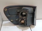 LAMPA PRAWA TYLNA TOYOTA AVENSIS VERSO OE LIFT 2004 - 2