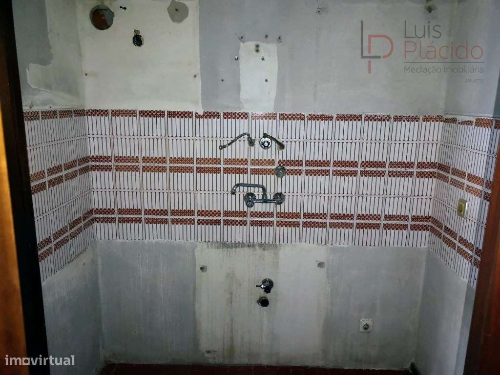 APARTAMENTO T0 - Centro de Sines-8