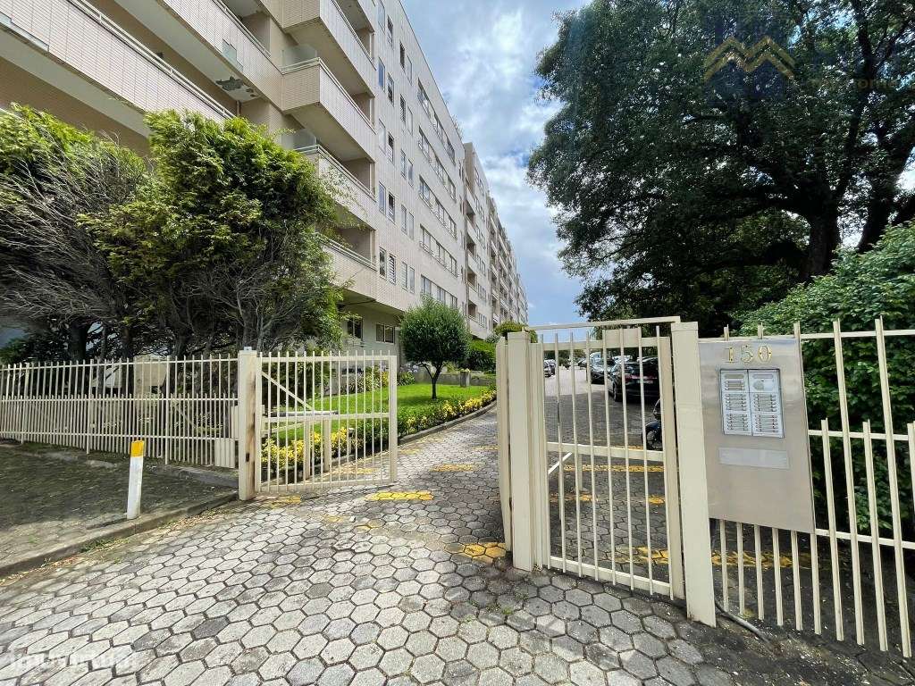 Excelente Apartamento T3 com Terraço em Condomínio Fechado-36