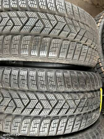 vând 4 anvelope 235/45/19 Pirelli de iarnă ca noi - 2