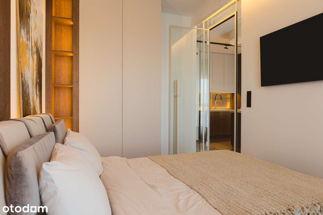 Luksusowy minimalizm z widokiem na rzekę | 2 pokoje | Taras 10 m²-2