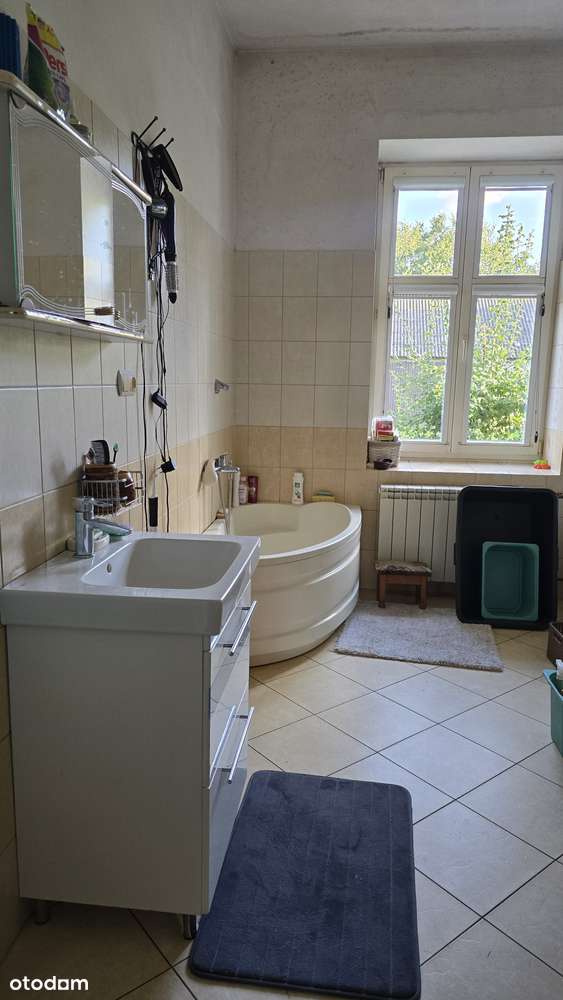 Dom jednorodzinny z budynkiem gospodarczym na dużej działce-12