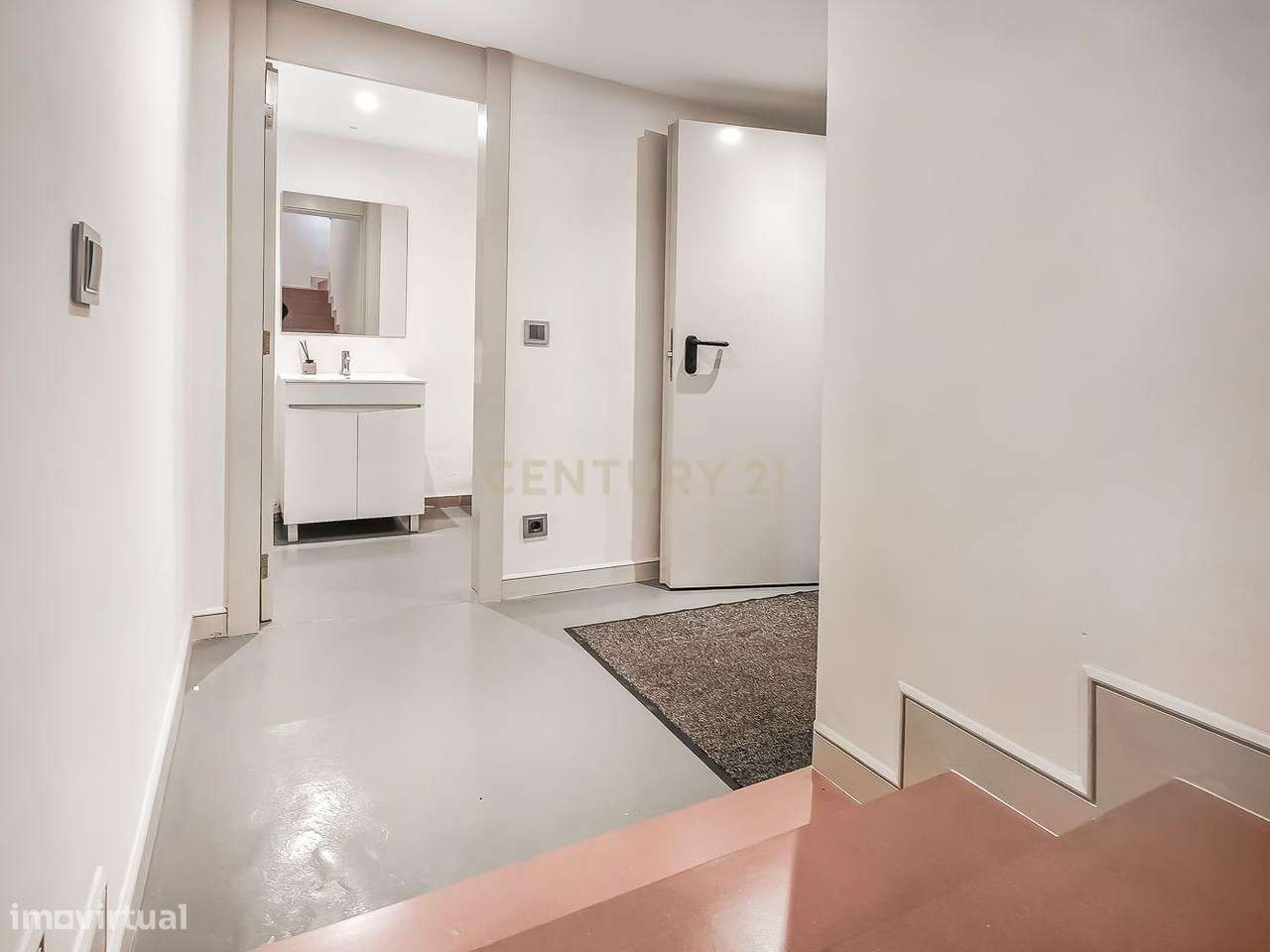 Moradia T4 em Condomínio Privado | Piscina | 6WC | Jardim | Terraço |-52