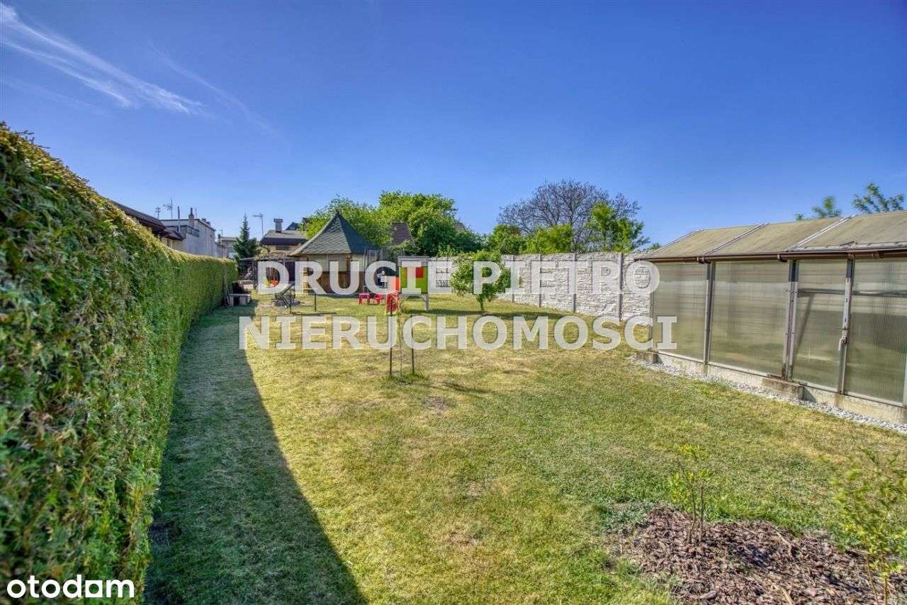 Dom, 1 267 m², Pyrzowice-13