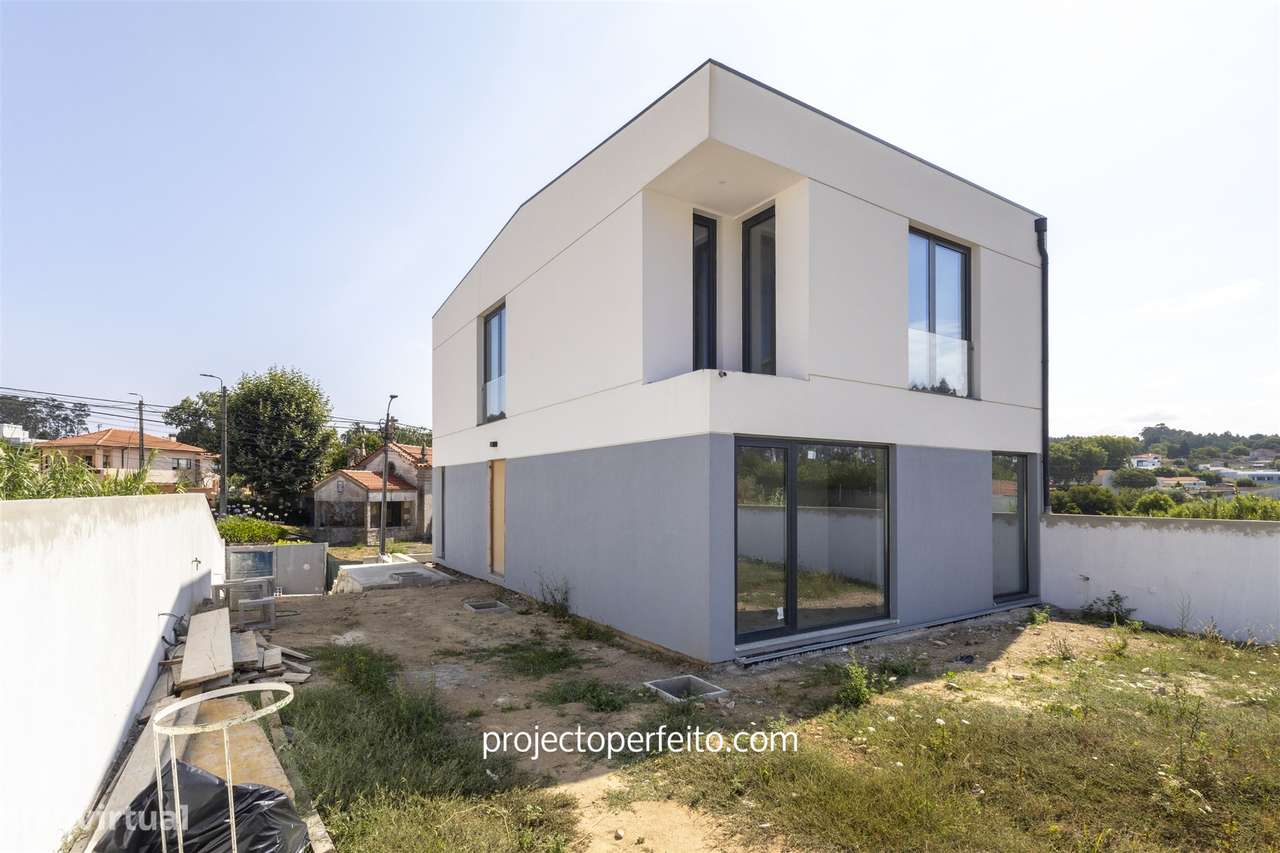 Moradia Geminada T3+1 Venda em São Félix da Marinha,Vila Nova de Gaia - Grande imagem: 4/37