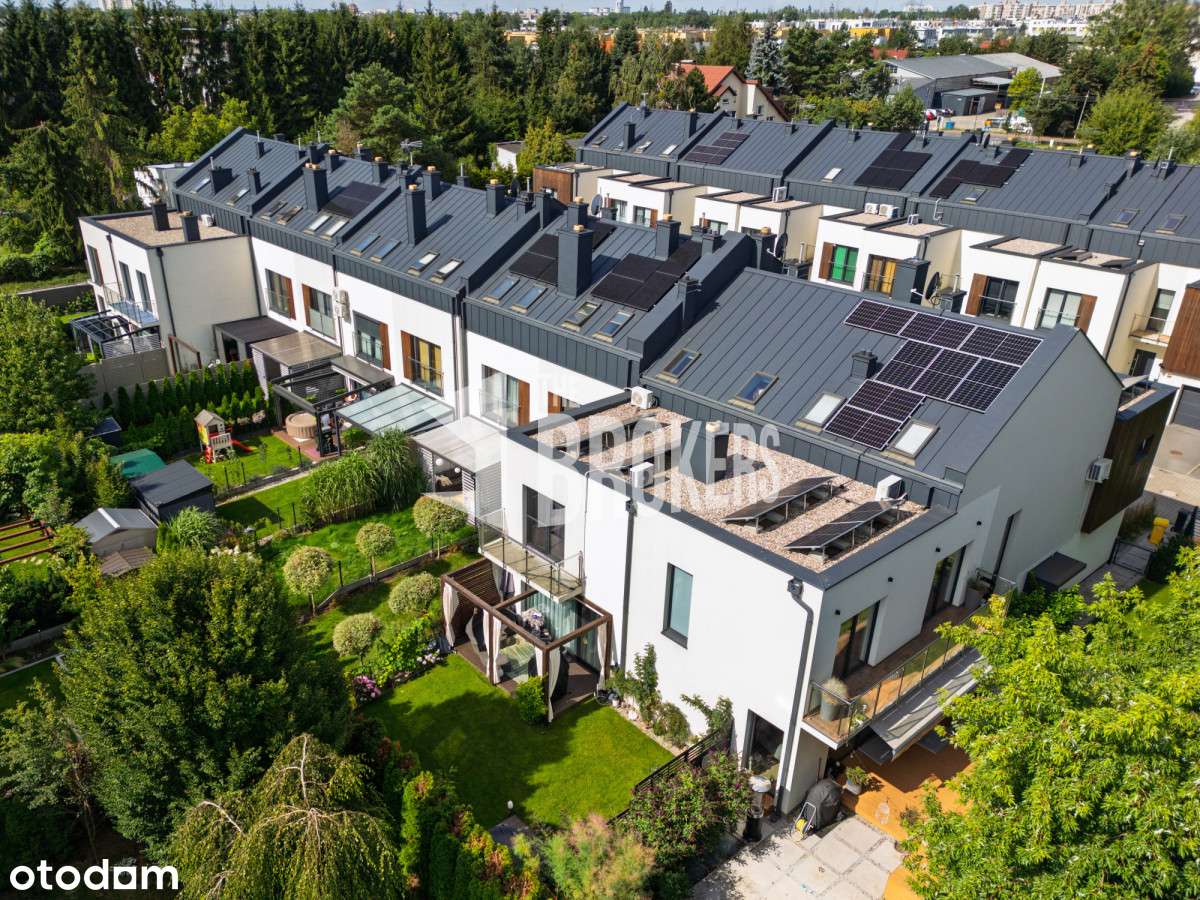 Pięknie wykończony segment z ogrodem i garażem.-13