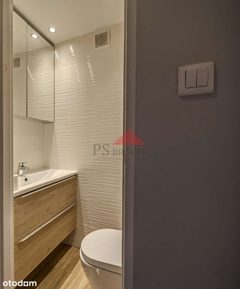 Trzypokojowe mieszkanie -  Balkon - Polecamy-12