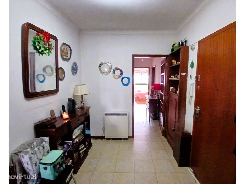 Apartamento T4 - Carvalhido-2
