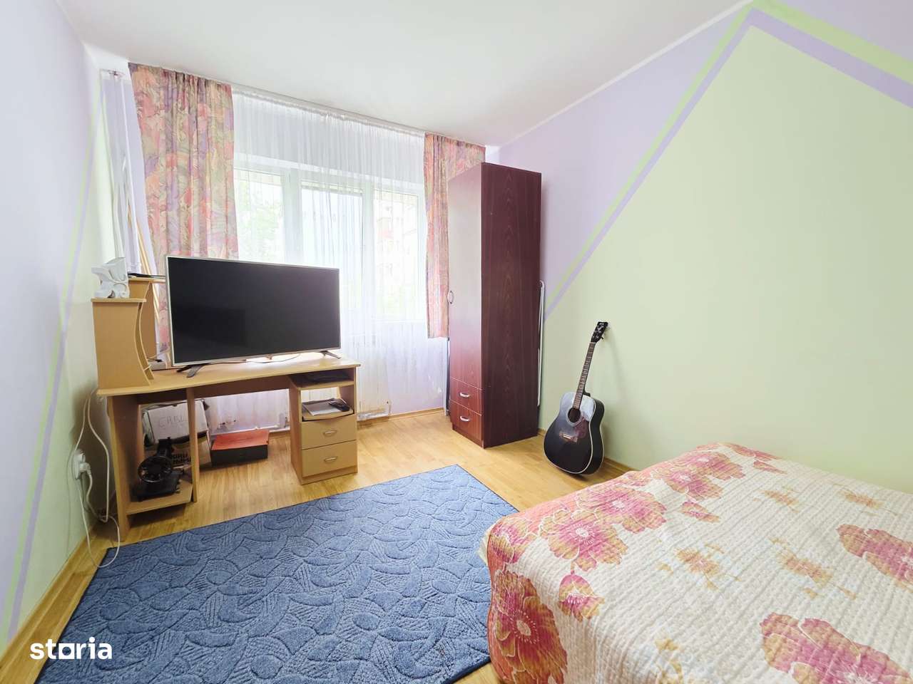 Apartament cu doua camere Micro 21 etaj intermediar CT Ac mobilat