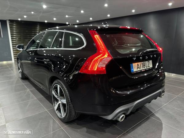 Volvo V60 2.0 D4 R-Design - 6